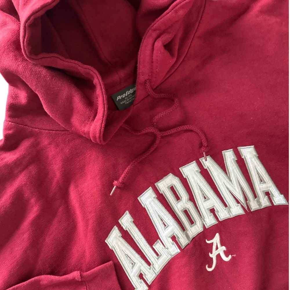 University of Alabama Crimson Tide XL Hoodie  ROLL TIDE ROLL!!